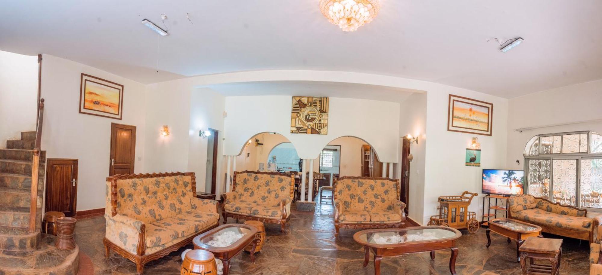 Kijani Cottages In Diani Диани Бийч Екстериор снимка