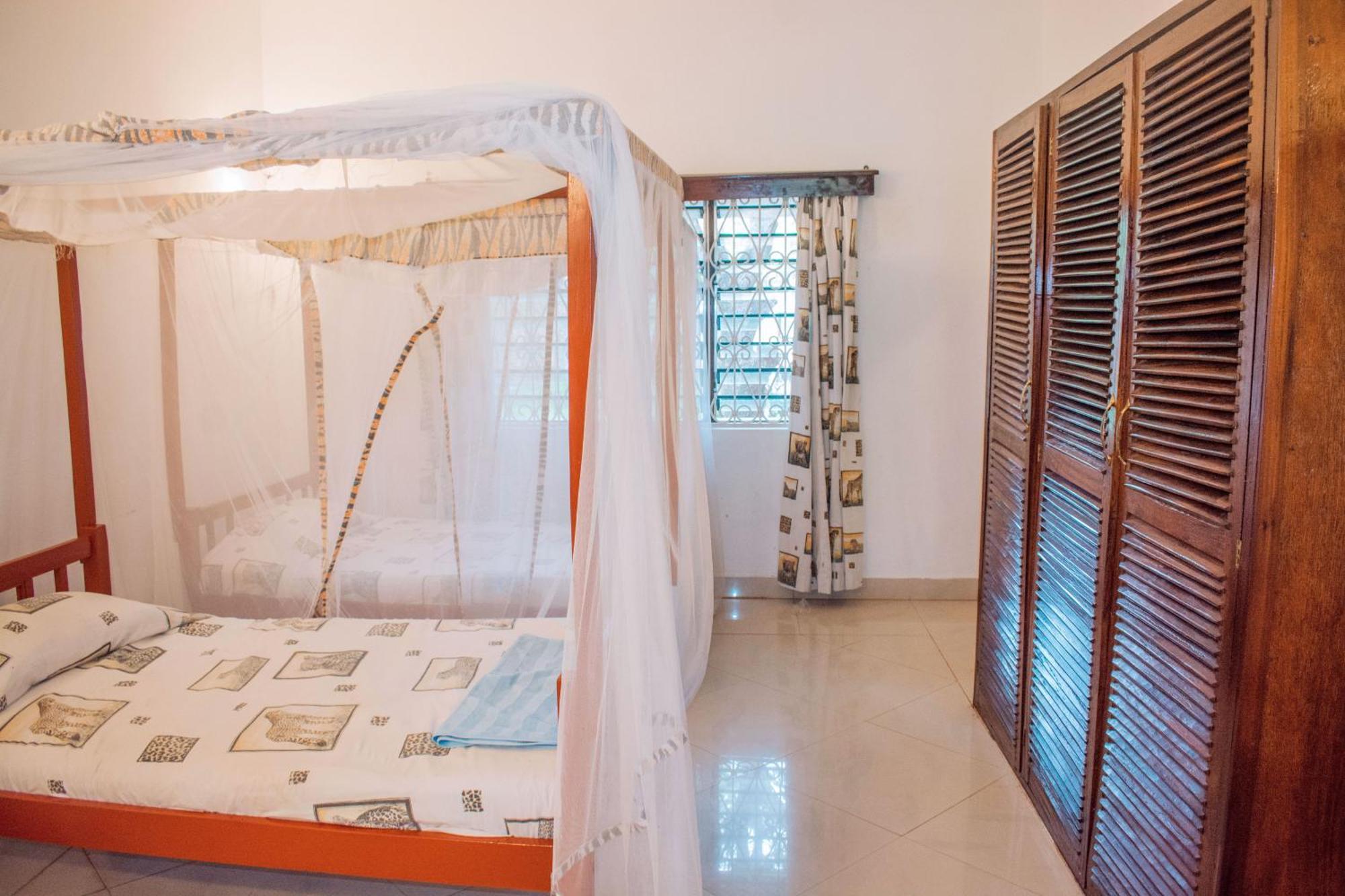 Kijani Cottages In Diani Диани Бийч Екстериор снимка