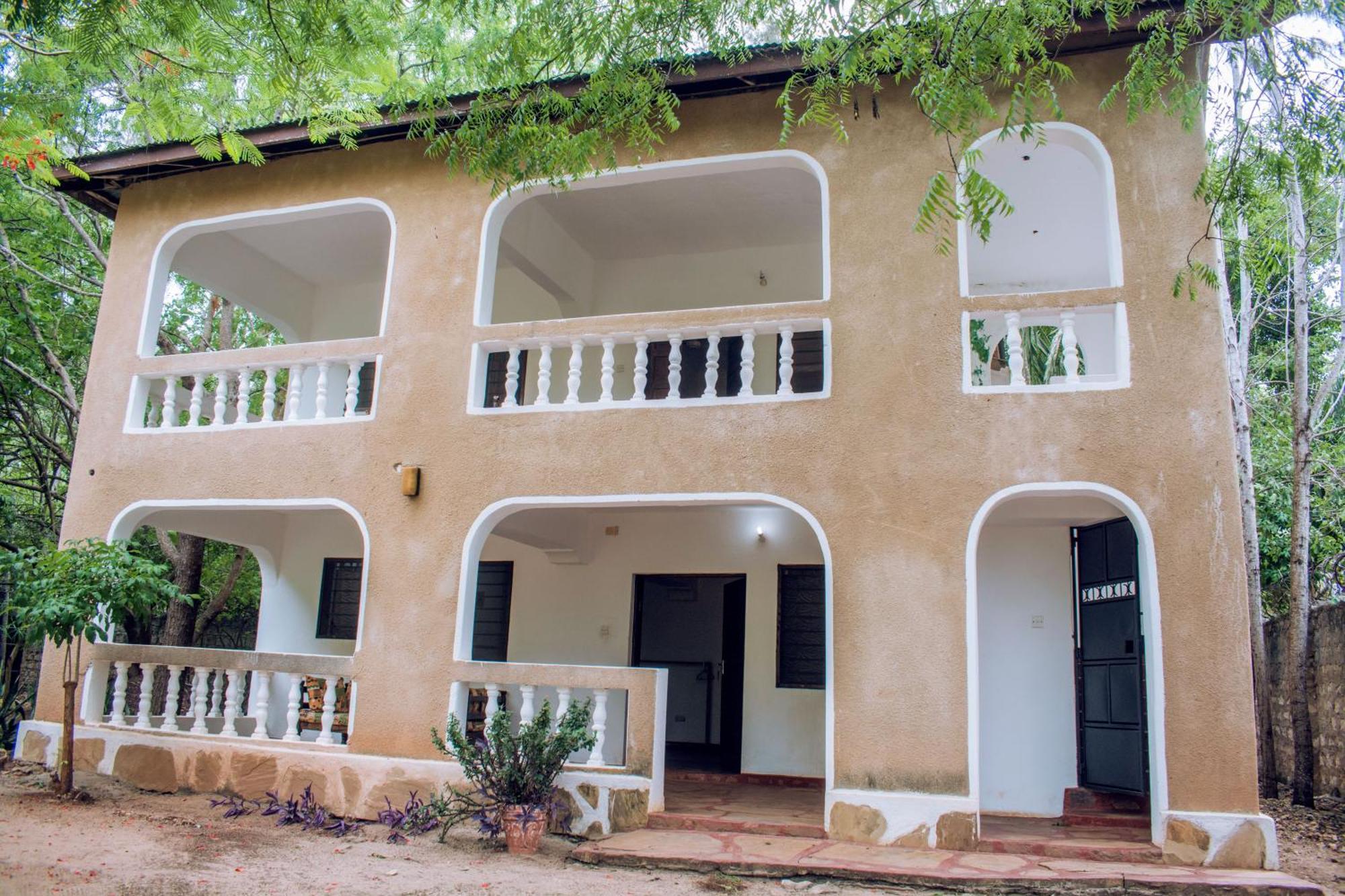 Kijani Cottages In Diani Диани Бийч Екстериор снимка